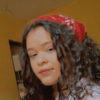 Debora Borges profile picture