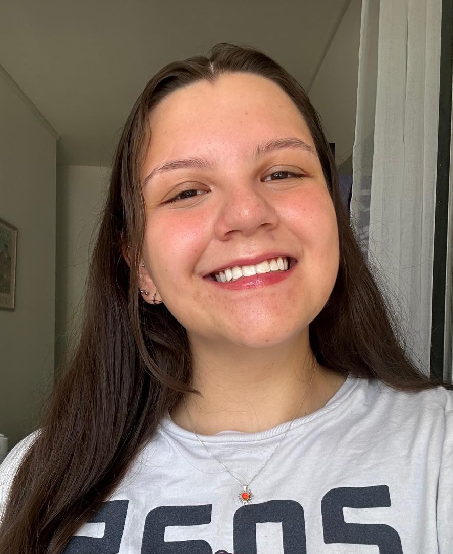 Paola Oliveira profile picture